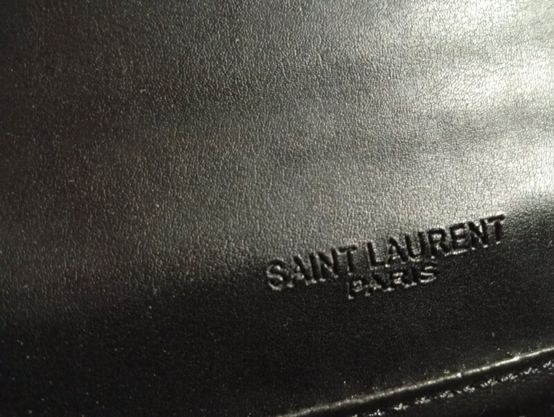 Vand geanta ysl